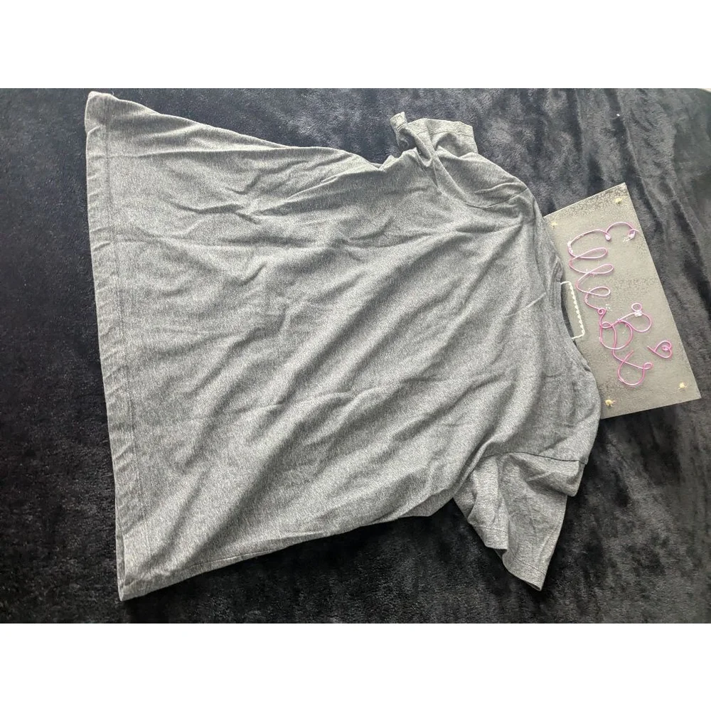 EUC Nike Mens Charcoal Gray Dri Fit Crew Neck